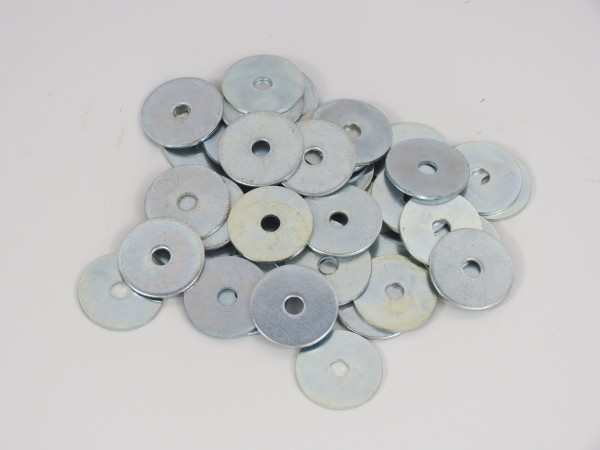 Kotflügelscheiben 100 Stück 4,3 x 20 mm
