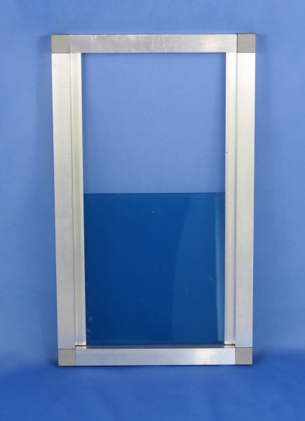 Beispielbild: Ausflugschieber 22,5 x 38 cm, innen 16 x 17 cm, Plexiglas blau getönt